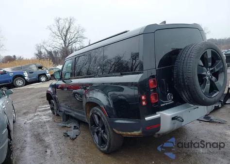 2024 Land Rover Defender 130 P400 S z USA, uszkodzony, nr VIN SALEJFEU4R2282977